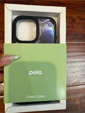 NEW Pela Clear iPhone 17 Phone Case - Black/Clear MagSafe